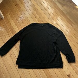 Sanctuary large black thermal long sleeve split sides lightweightht